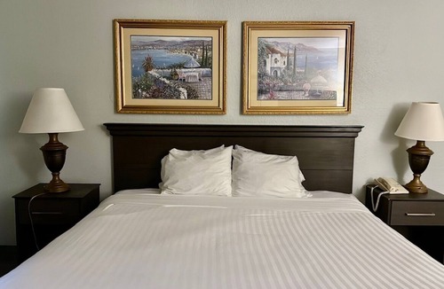 Ruskin Hotel | Ruskin Inn Hotel