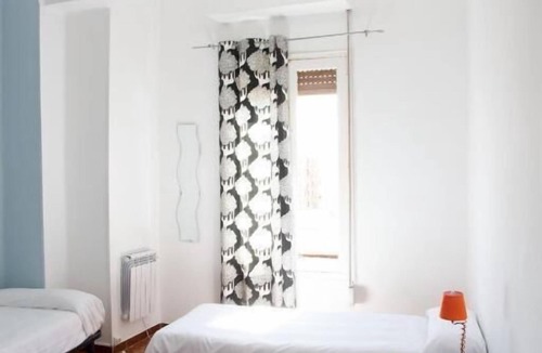 Eixample House | Russafa Youth Hostel