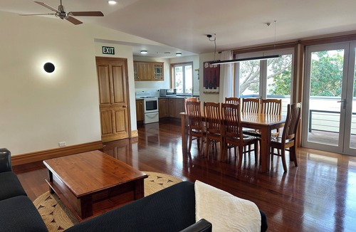 Russell Apartment | Russell Harbour Apartment