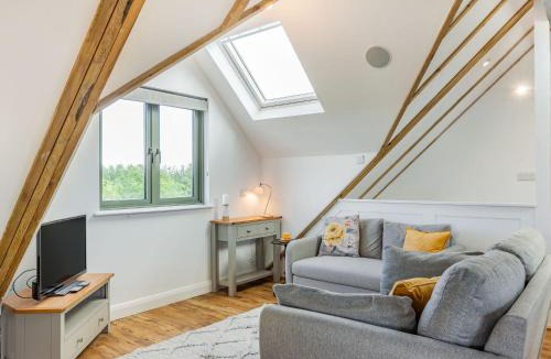 North Weald House | Russets