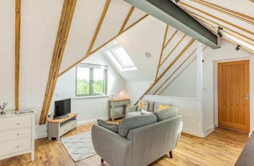 North Weald House | Russets