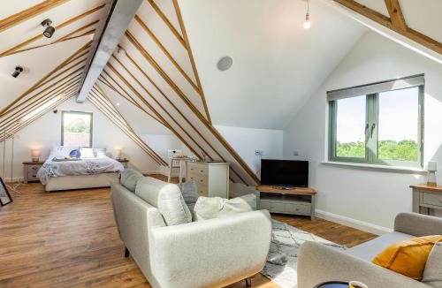 North Weald House | Russets