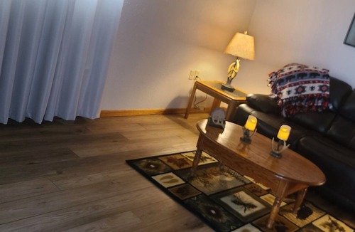 Roberts Apartment | Rustic 1 bedroom apartment