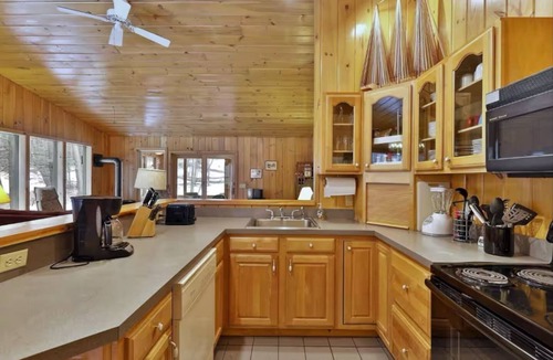 Diamond Point House | Rustic 48-Acre Woodland Haven for Peaceful Stays