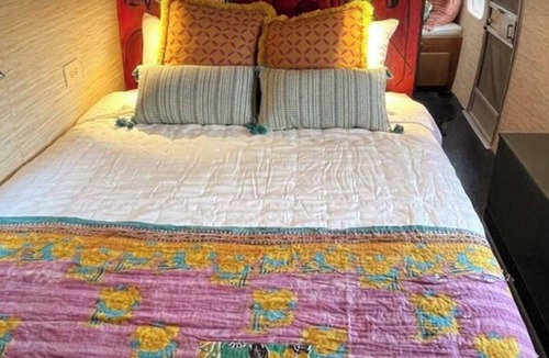Tulsa House | Rustic Airstream: Tulsa Secret Getaway/ @WOMPA- 5 min to BOK