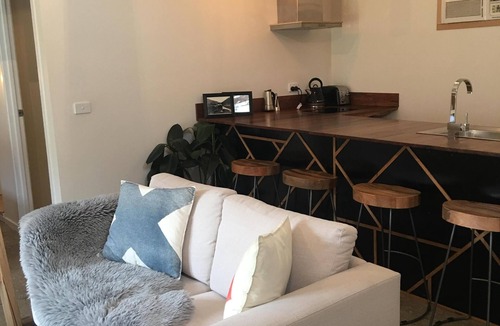 Freeburgh House | Rustic Barn on Ovens River with Bell Tent Retreat