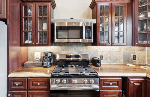 Stevensville House | Rustic Barn Retreat in Stevensville, Montana