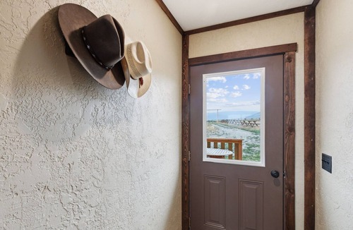 Stevensville House | Rustic Barn Retreat in Stevensville, Montana