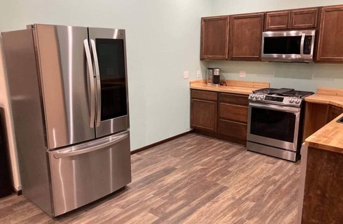 Sekiu Cottage | Rustic Beach House w/Views & Private Beach