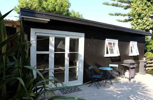 Eskdale Cottage | Rustic Beachfront Cottage