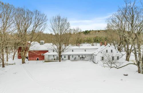 Gilmanton Apartment | Rustic Beauty, Fireplace, Cows & Mountain Views