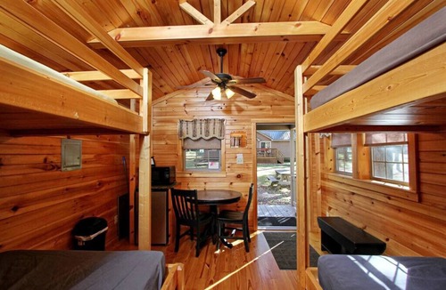 Centre Hall Cabin | Rustic Cabin 29 w/4 Beds