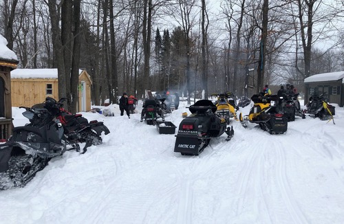 Carthage RV Rental | Rustic Cabin A Tad Off The Black River!