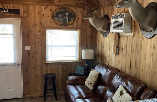 Centerville Cabin | Rustic Cabin at the Rockn Rowdy Ranch in Centerville, Texas