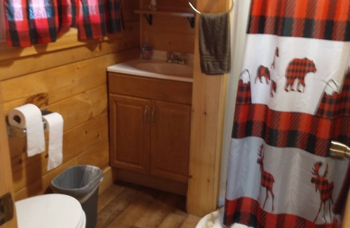 North Haverhill Cabin | Rustic Cabin available in North Haverhill, NH