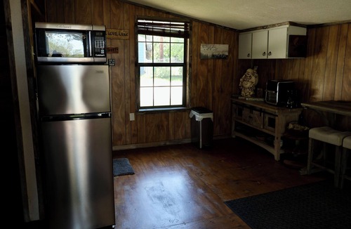 Whitney Cabin | Rustic Cabin by Lake Whitney