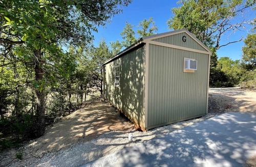 Jacksboro House | Rustic Cabin for Memorable Glamping Experience in Jacksboro, Texas