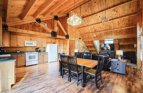 Bellingham House | Rustic Cabin in Campground