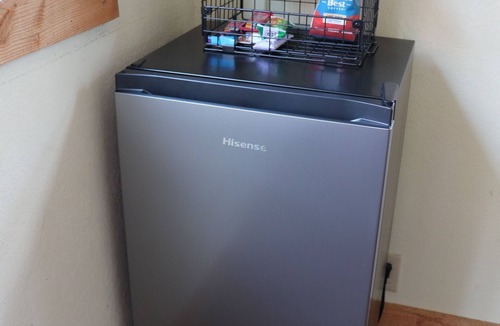 West Stayton Cabin | Rustic Cabin on 140-acre Working Cattle Ranch