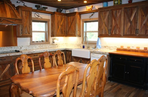 Newcastle Cabin | Rustic Cabin on 40 Acre Working Cattle Ranch ~Wineries Hiking Family friendly~