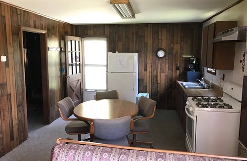 Barbeau Cabin | Rustic cabin on the St. Mary's River
