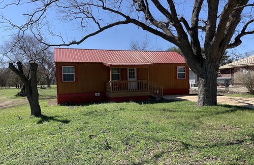 Camp Wood Cabin | Rustic Cabin Retreat Near the Nueces River