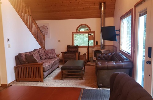 Skykomish Apartment | Rustic Cabin Stevens Pass Mount.-Adventures-HotTub