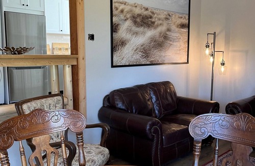 Victoria Beach Cottage | Rustic Cabin with all the amenities, including the hot tub!