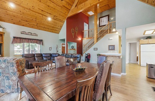 Granite Ridge House | Rustic cabin with WiFi, washer/dryer, multiple decks, & beautiful forest views