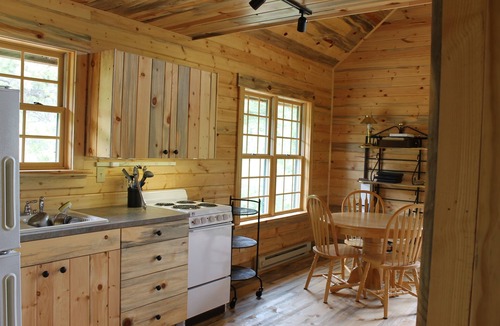 Canyon Creek Cabin | Rustic Cayuse Cabin - Remote Getaway