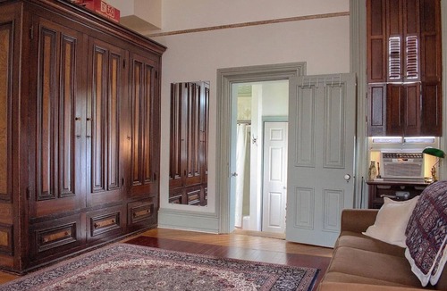 Ranshaw Bed & Breakfast | Rustic Charm/King Bed + Roku/Private Bath