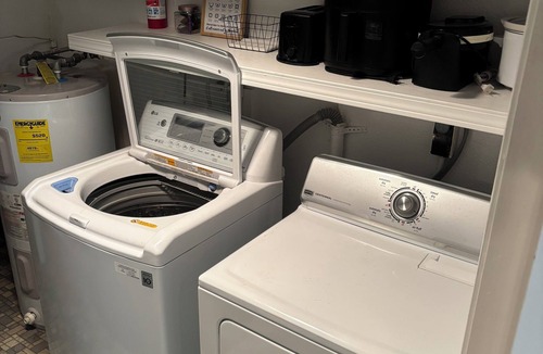 Pine Hollow House | Rustic Charm Meets Lakeside Bliss in Pine Hollow