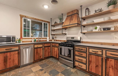 Owasso House | Rustic Charm Owasso Retreat | 2BR Big Backyard