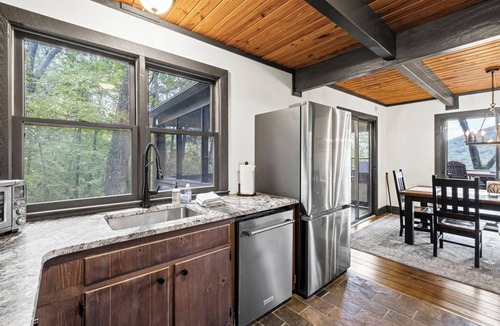 Big Canoe Cabin | Rustic Charm with a Mountain View