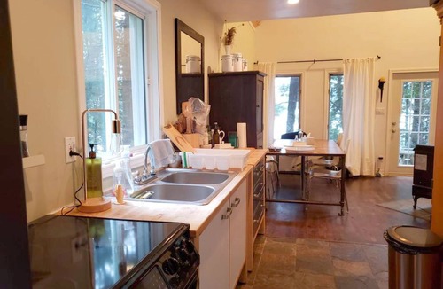 Lake of Bays Cottage | Rustic-Chic Cottage on Quiet Camp Lake