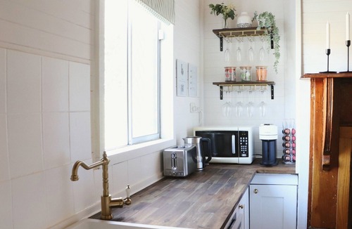 Bathurst House | Rustic Chic 200 metres from CBD