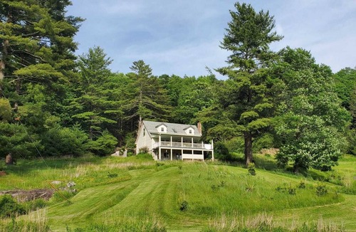Monticello Cabin | Rustic Chic hidden Gem in the Southern Catskills