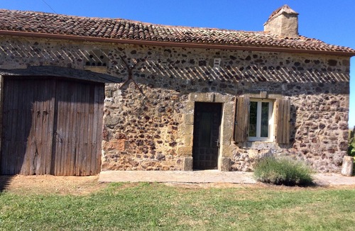 Pays-de-Belves Cottage | Rustic cottage 8km from Monpazier