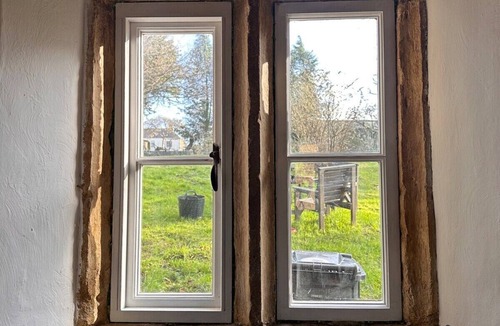 Broadwindsor Apartment | Rustic Cottage in the countryside