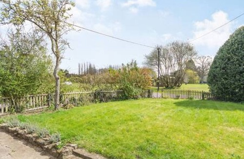 Stadhampton Cottage | Rustic Cottage nr Le Manoir A'QuatSaisons