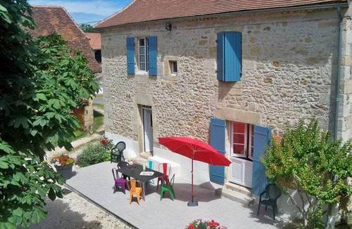 Cherveix-Cubas Cottage | Rustic cottage with private pool and Wifi