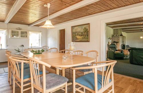 Aabybro House | Rustic cottage with fireplace