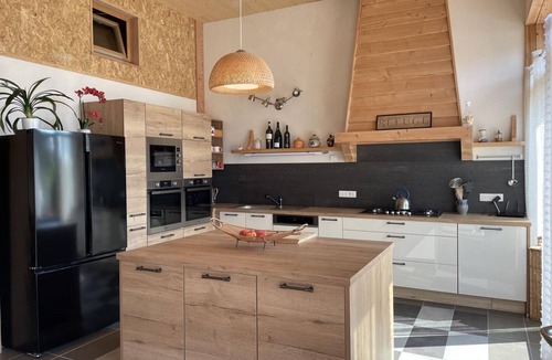 Blomard Cottage | Rustic cottage with shared pool and pets allowed, sleeps 15