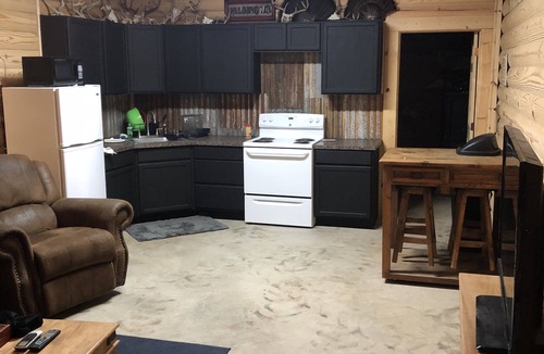 Cunningham Apartment | Rustic country hide away