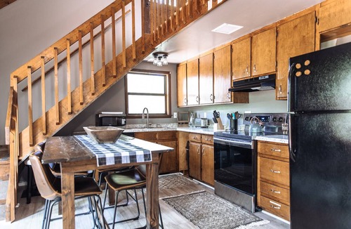 Almond Cabin | Rustic, Cozy Cabin with a View of the Smokies, Firepit, Large Deck, Pet-Friendly