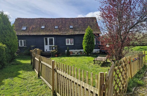 Fontaine-l'Etalon Cottage | Rustic Escapes – Cosy countryside escape to relax, reconnect and unwind