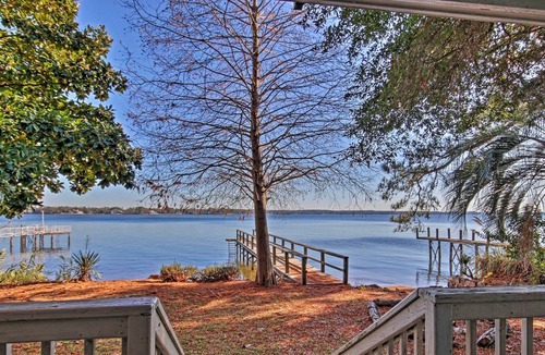 Lake Murray of Richland Cottage | Rustic Escape on Lake Murray w/ Fire Pit + Balcony