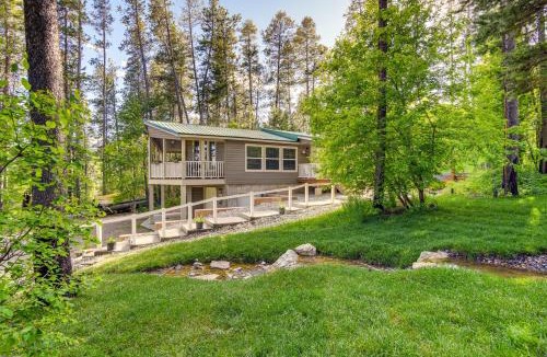 Irwin House | Rustic Escape w/Deck, Hot Tub & Mountain Views