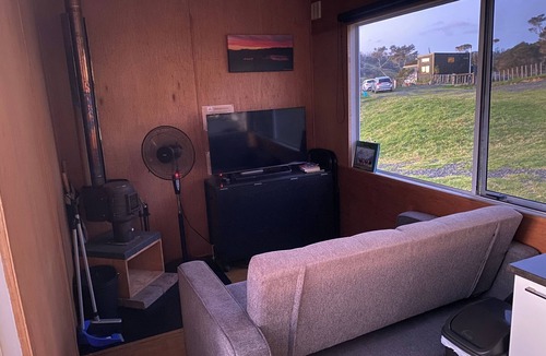 Pukekawa Cabin | Rustic Farm Cabin with 5 Star River Views