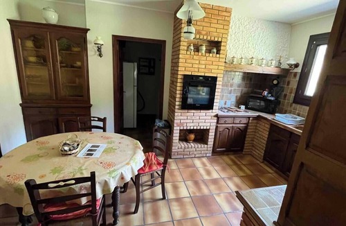 Saint-Antonin Noble Val House | Rustic country house, near Aveyron